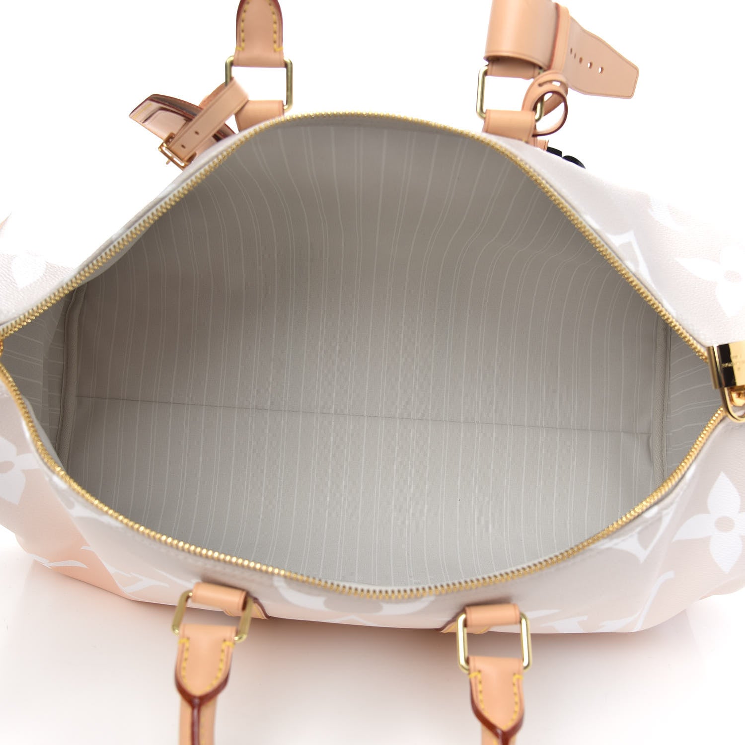 Louis Vuitton Monogram Giant By The Pool Keepall Bandouliere 45 Brume 4 of 9