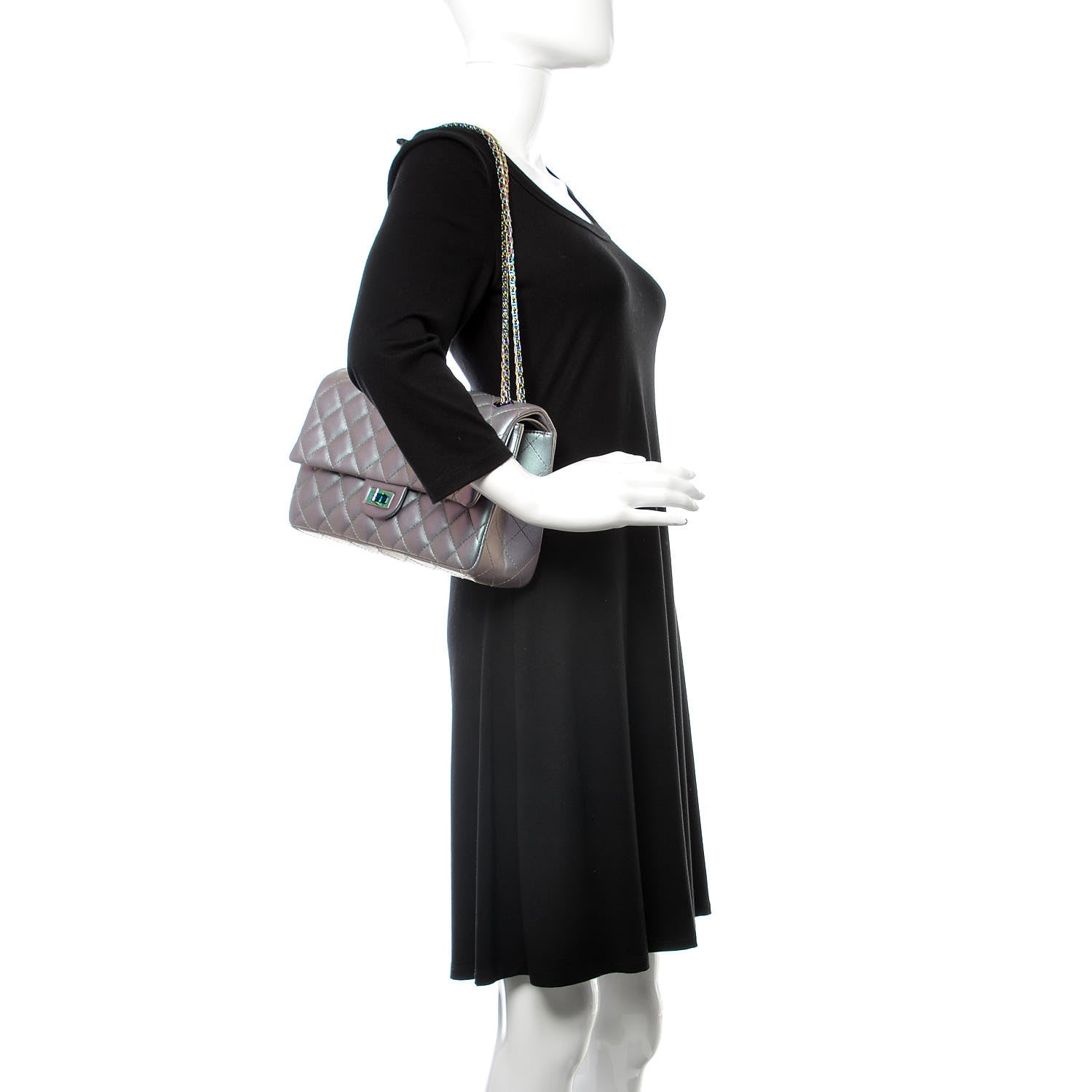Chanel Iridescent Lambskin Quilted 2.55 Reissue 226 Flap Light Purple 2 of 19