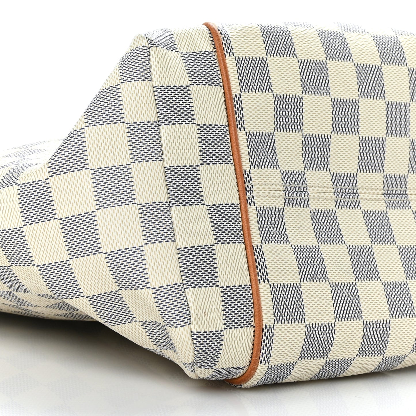 Damier Azur Totally MM
