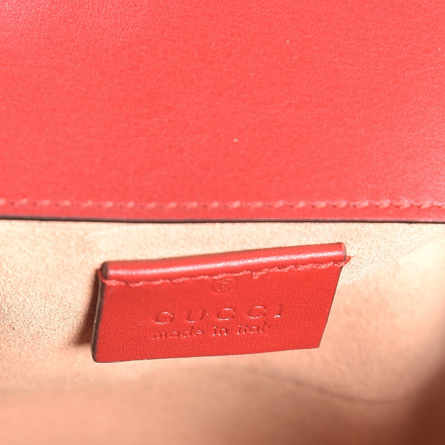 Calfskin Matelasse Super Mini GG Marmont Shoulder Bag Hibiscus Red