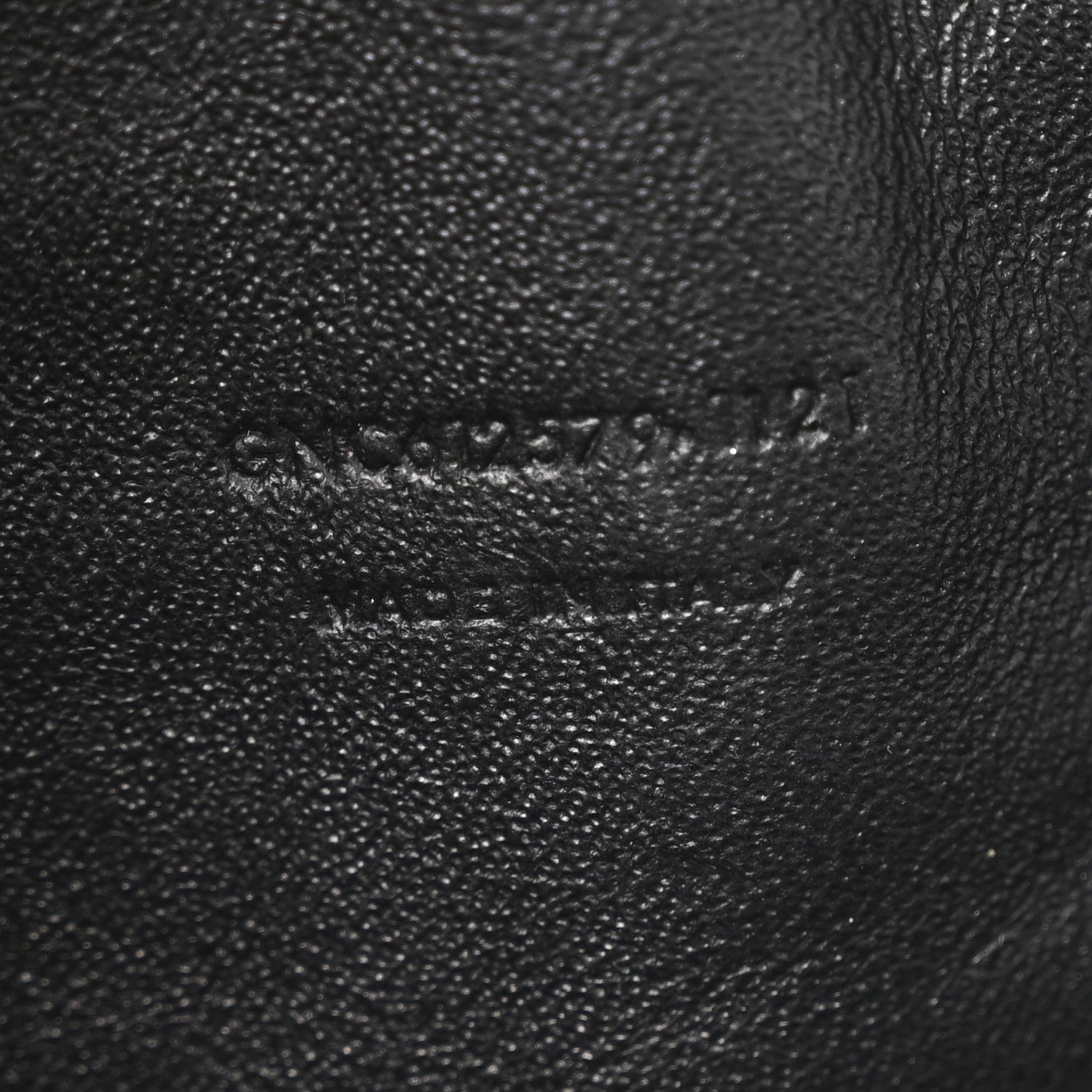 Saint Laurent Grain De Poudre Matelasse Monogram Mini Lou Camera Bag Crema Soft 13 of 25