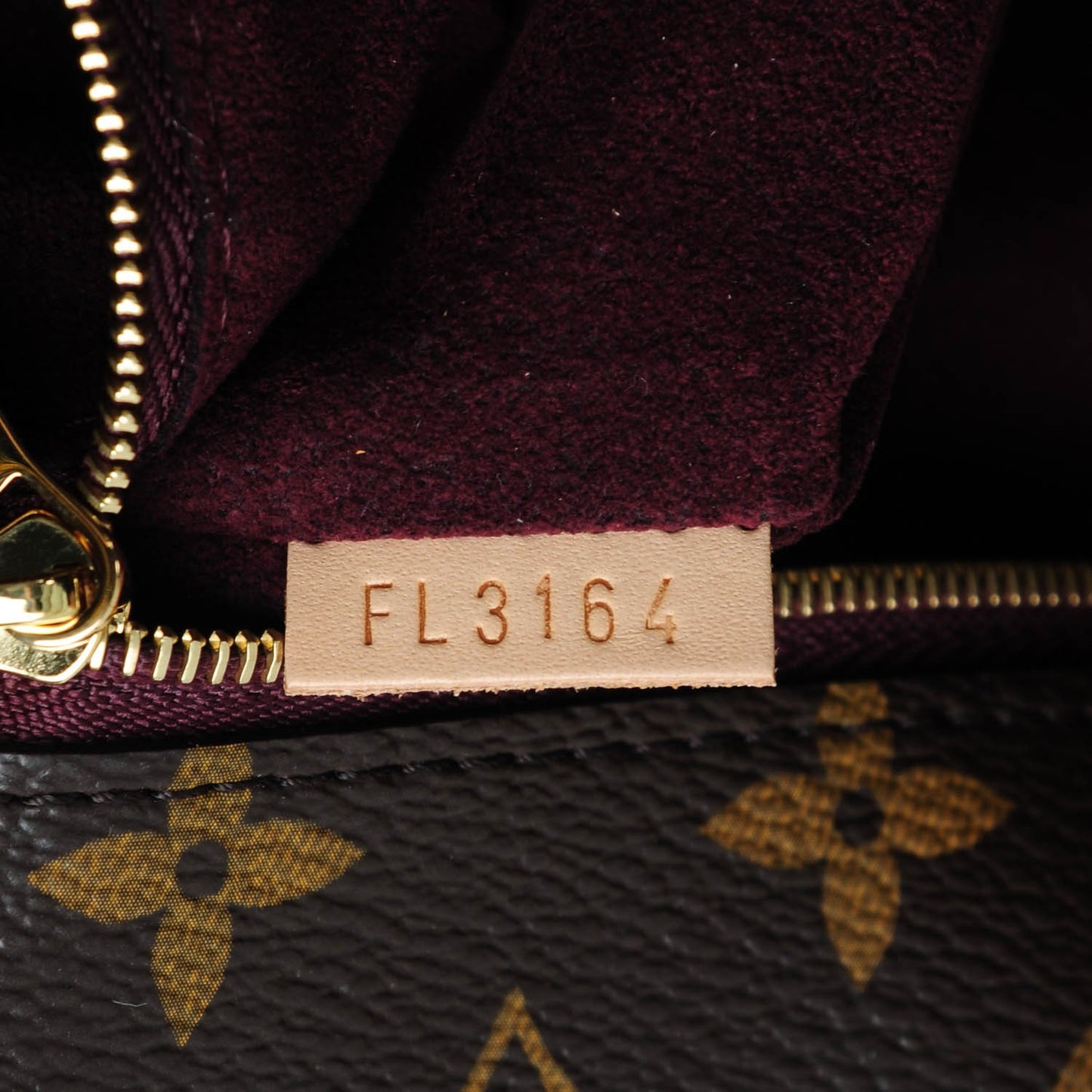 Monogram Voltaire