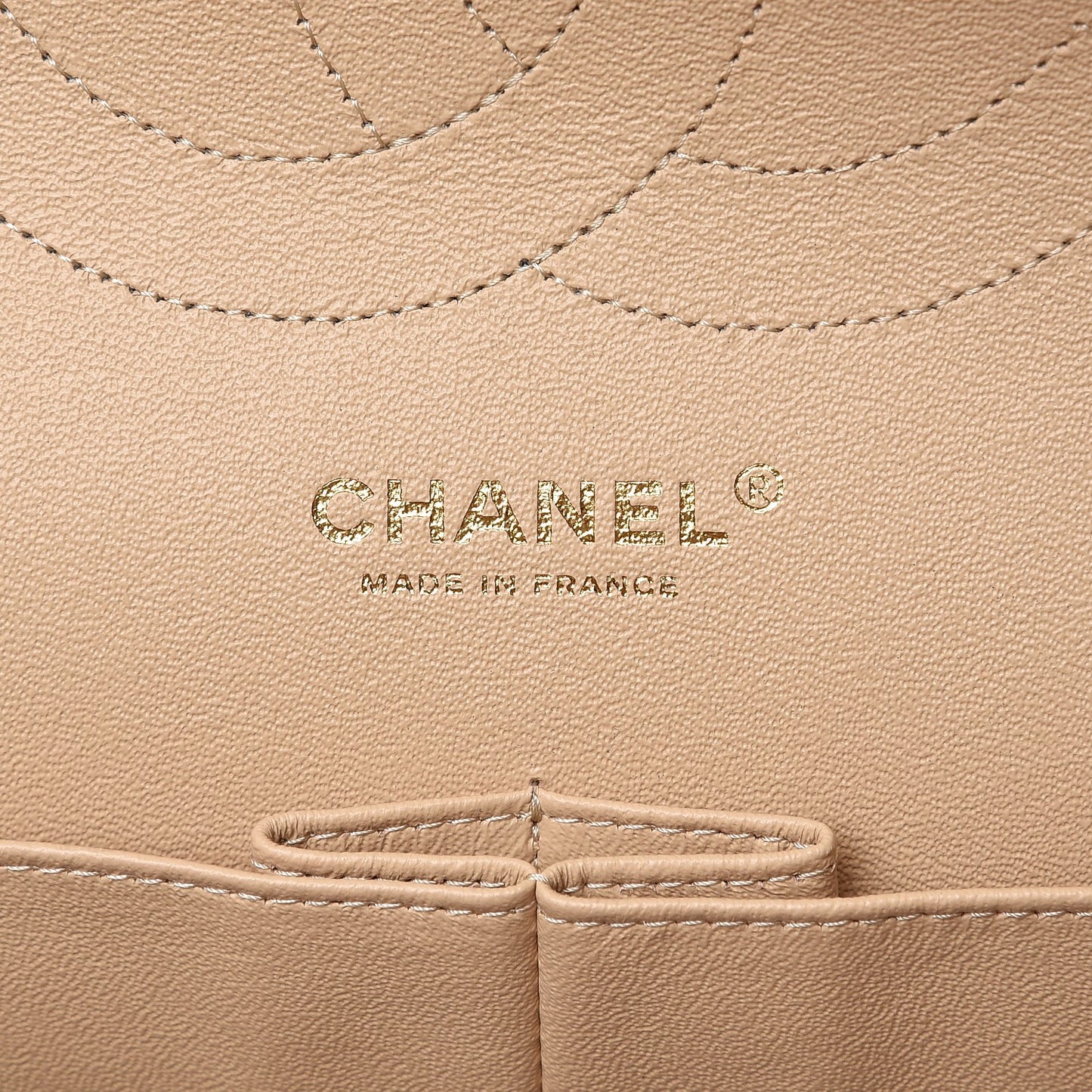 Caviar Quilted Jumbo Double Flap Beige Clair