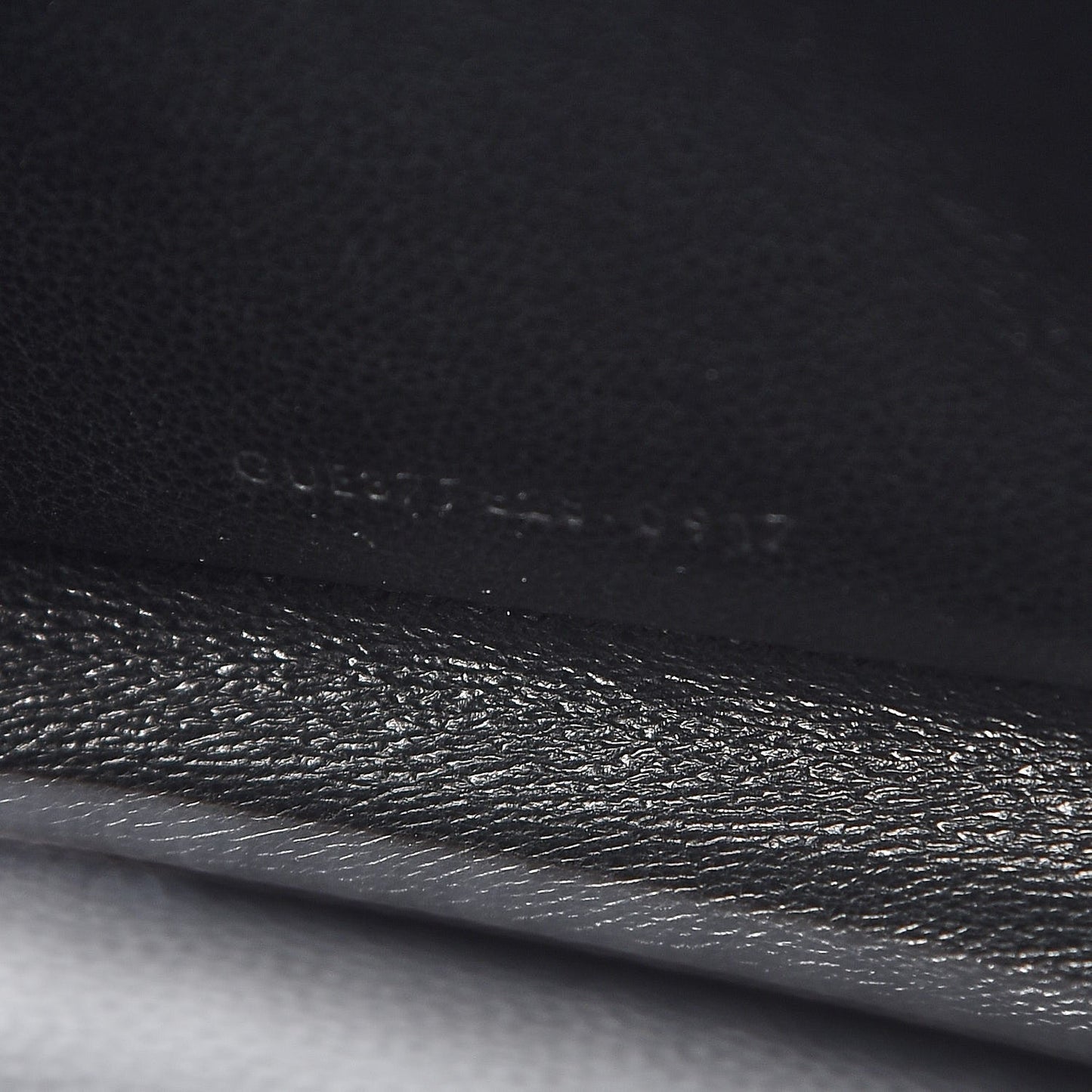 Grain De Poudre Matelasse Chevron Monogram Chain Wallet Black