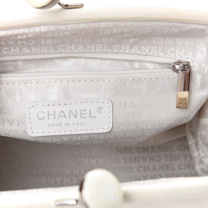 Chanel Lambskin CC Kiss Lock Accordion Bag White 9 of 16
