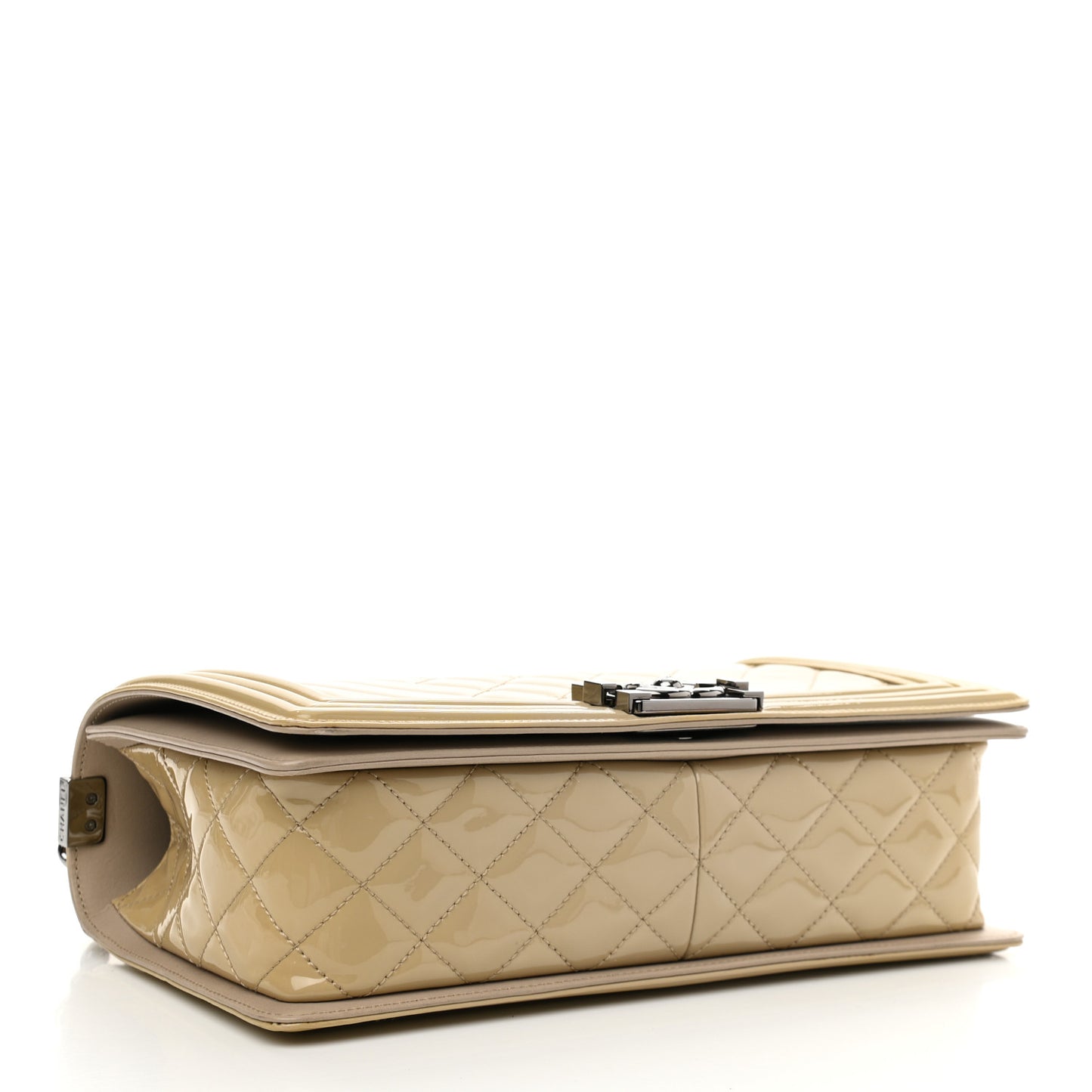 Patent Chevron Quilted New Medium Boy Flap Light Beige