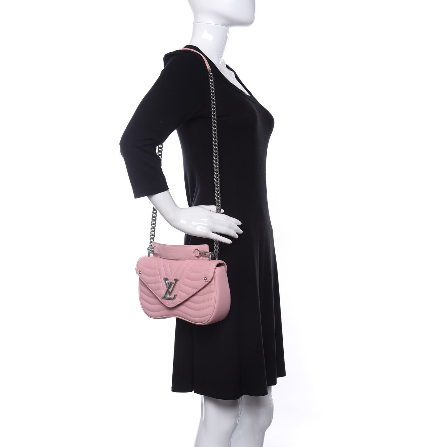Calfskin New Wave Chain MM Smoothie Pink