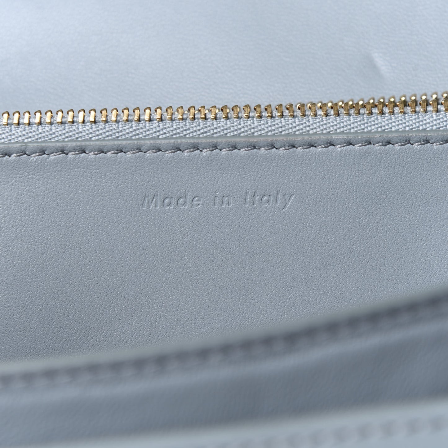 Box Calfskin Medium Classic Box Flap Bag Cloud