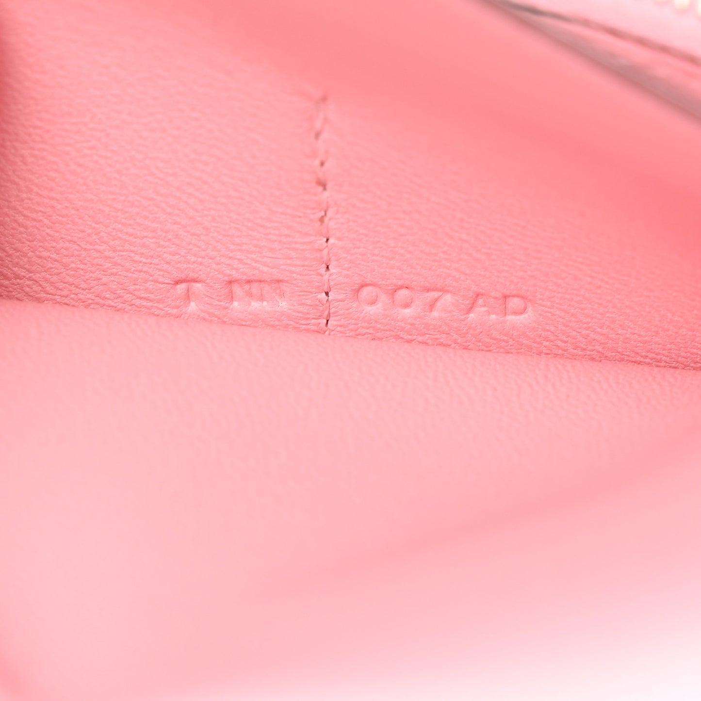 Evercolor Dogon Compact Wallet Rose Sakura