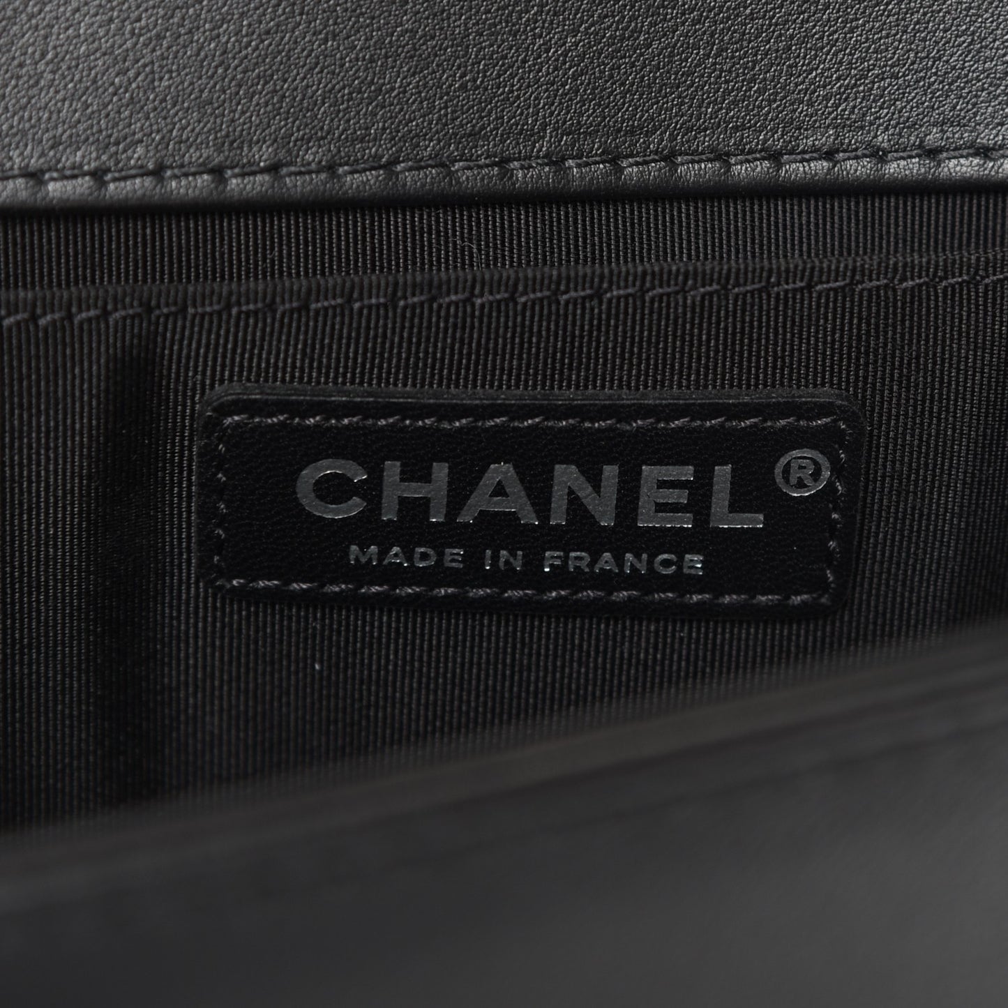 Calfskin Chevron Tweed Medium Boy Flap Black