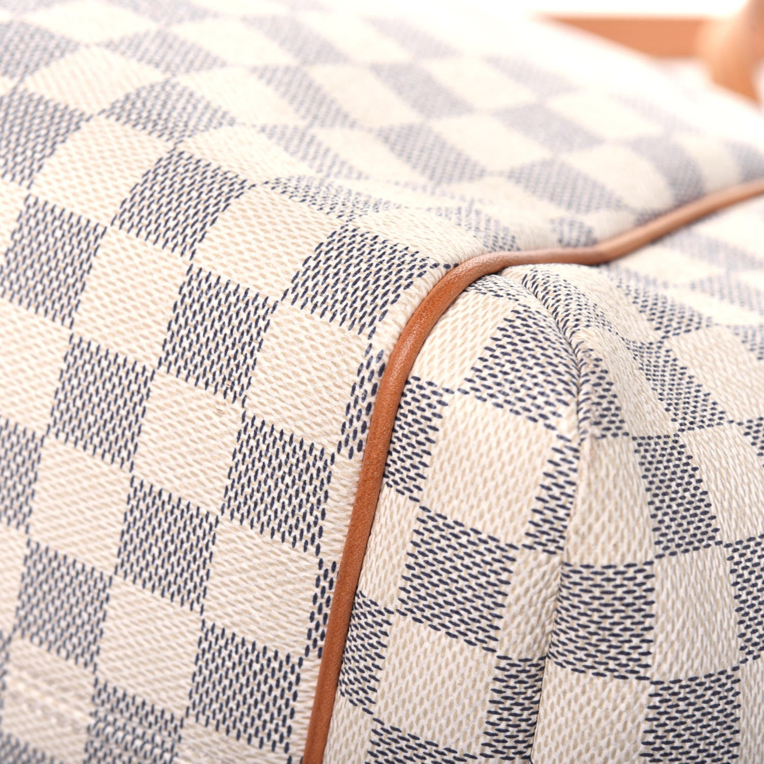 Louis Vuitton Damier Azur Totally MM 15 of 21