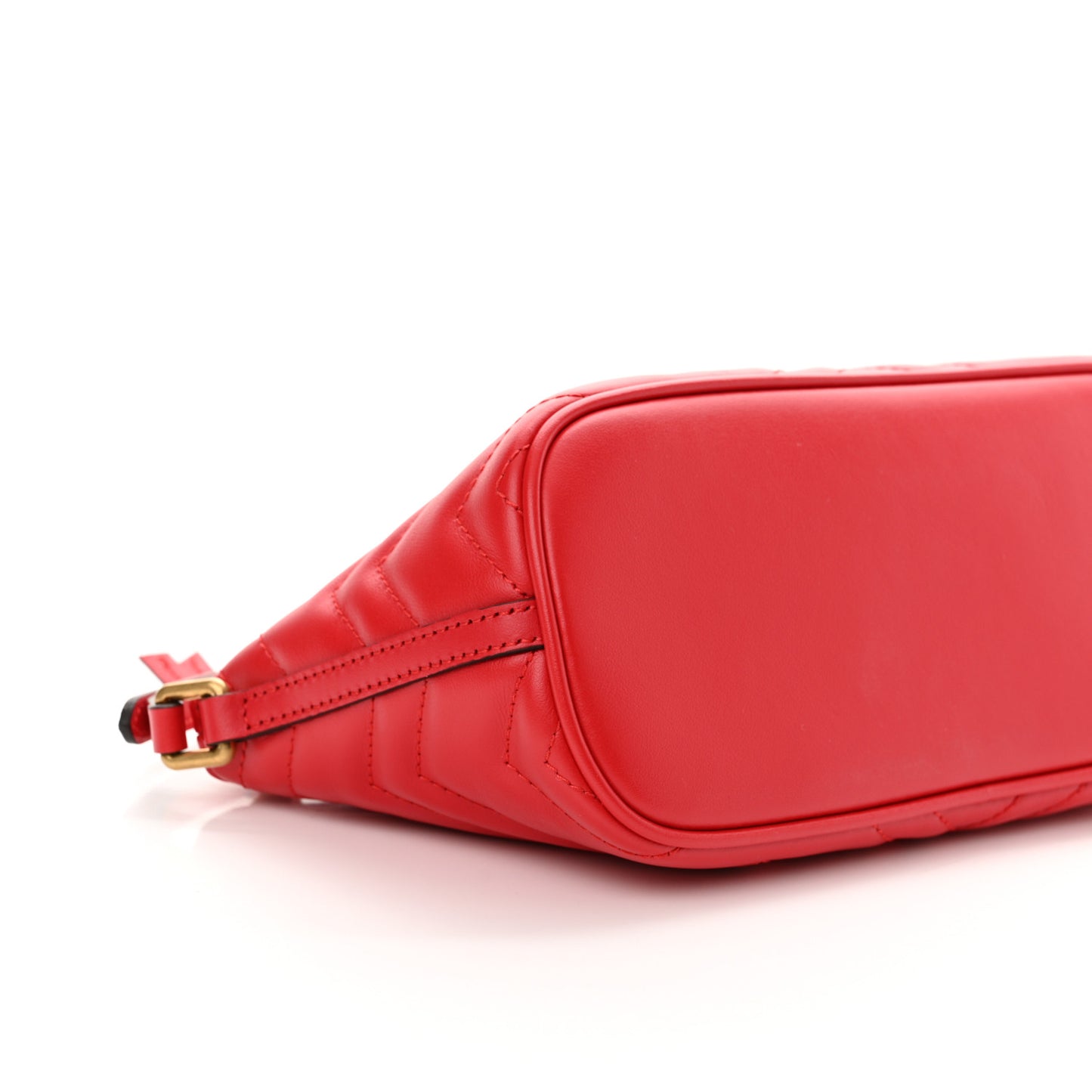 Calfskin Matelasse Chevron GG Marmont Sling Shoulder Bag Rosso
