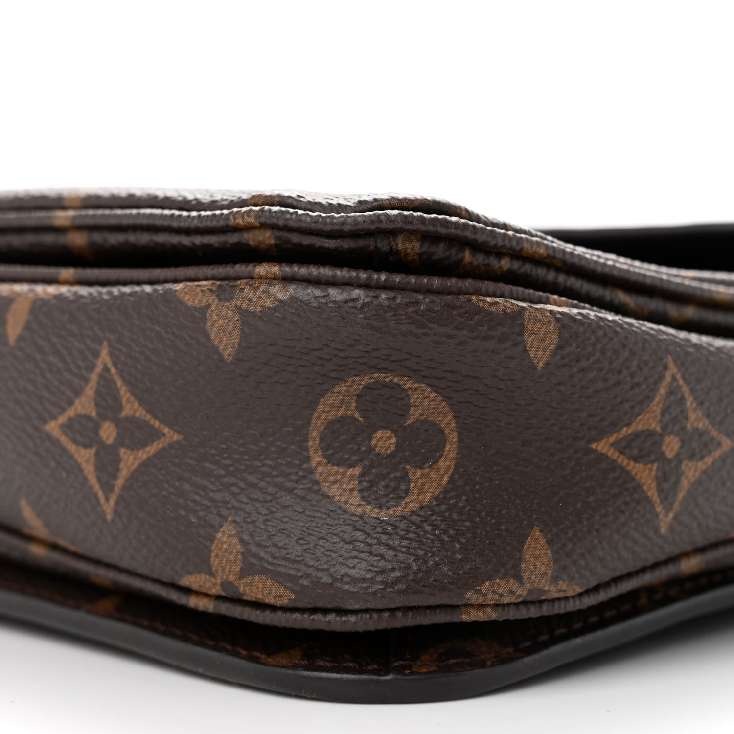 Louis Vuitton Monogram Pochette Metis 9 of 15
