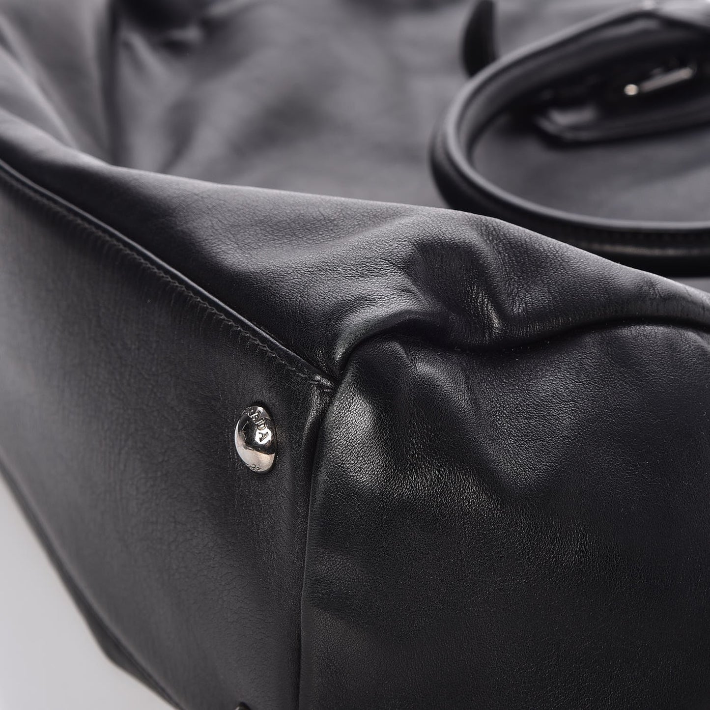 Soft Calf Shoulder Bag Nero Black