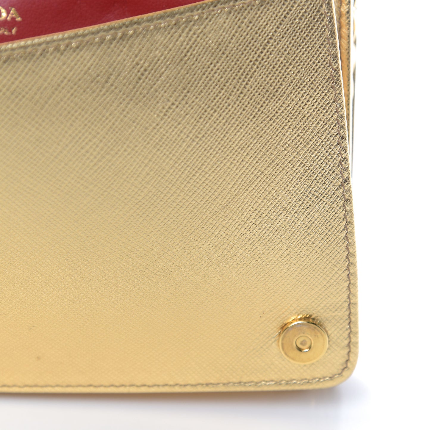 Metallic Saffiano Lux Chain Wallet Platino