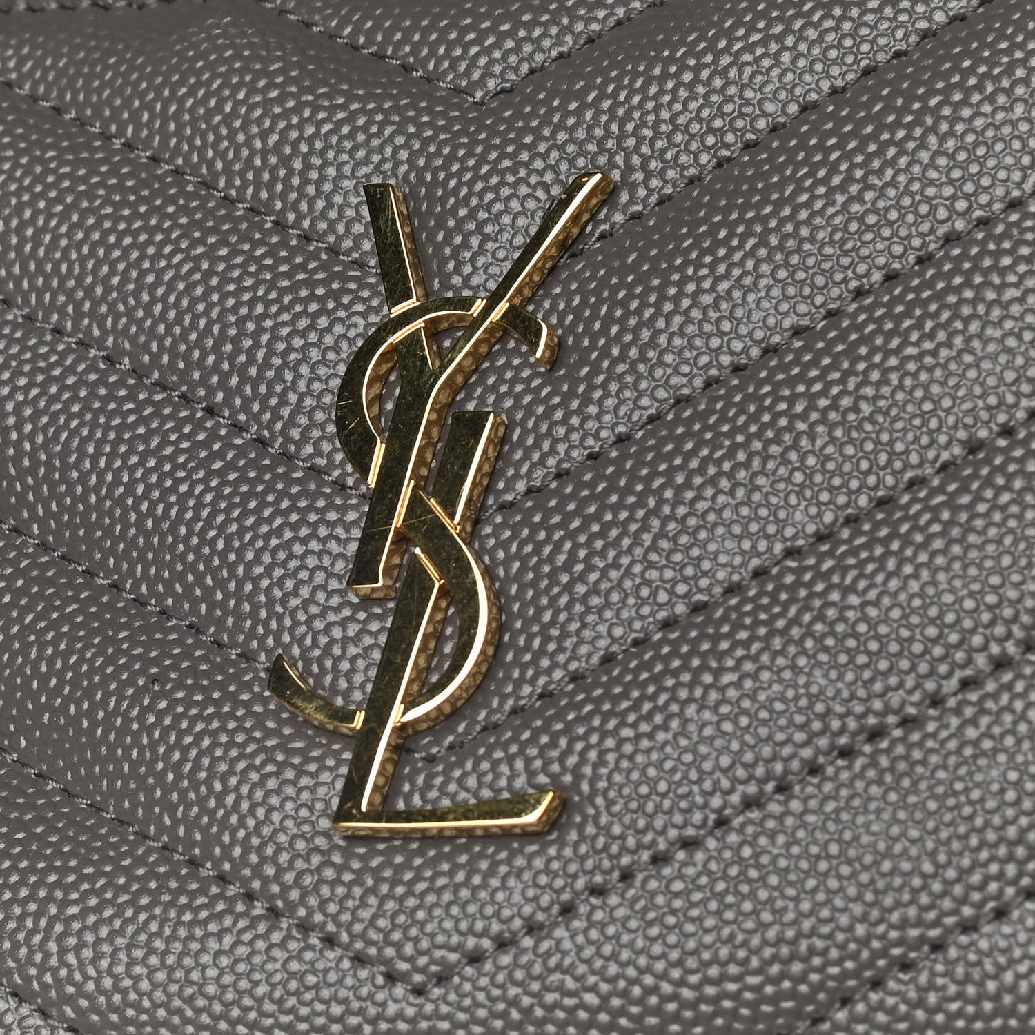 Saint Laurent Grain De Poudre Matelasse Chevron Monogram Compact Zip Around Wallet Fog 8 of 12