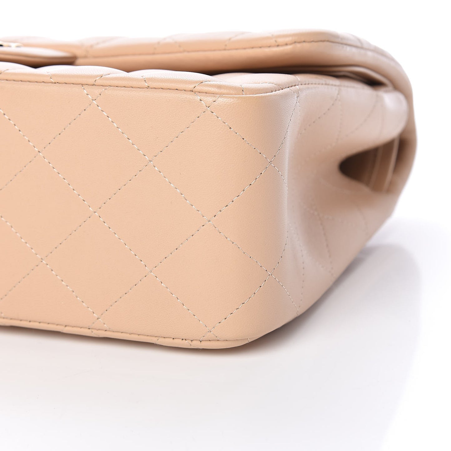 Lambskin Quilted Jumbo Double Flap Beige Clair
