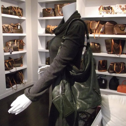 Balenciaga Chevre Day Hobo Sapin 2 of 11