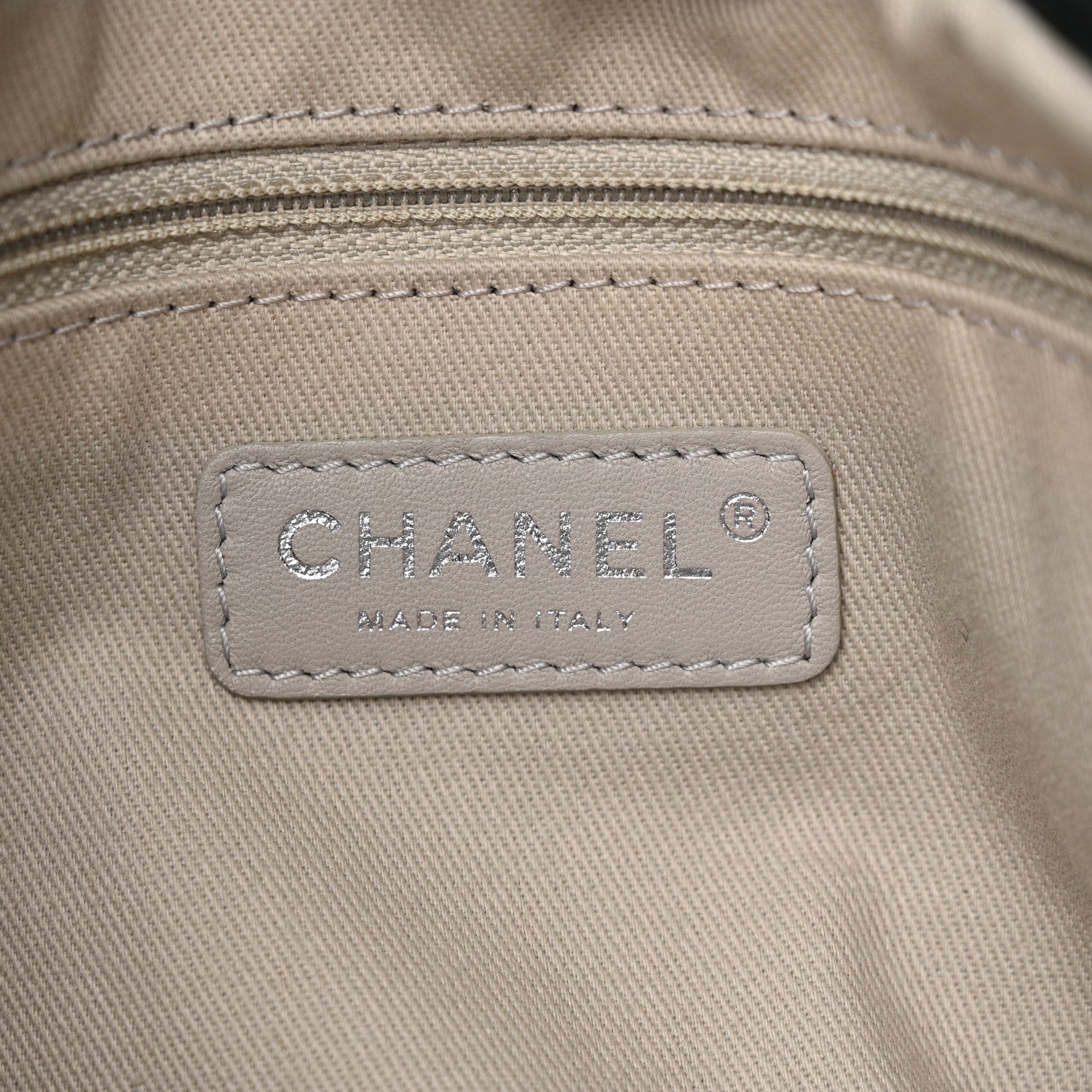 Chanel Iridescent Calfskin Large Sea Hit Tote Black 6 of 12