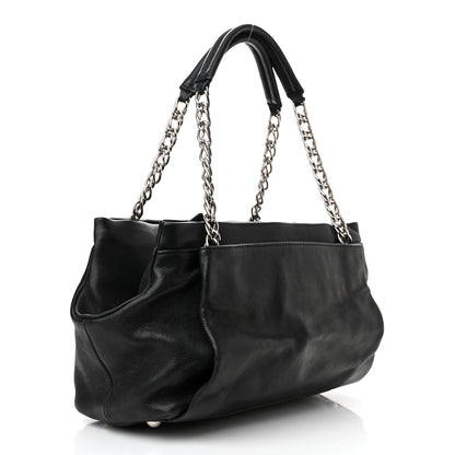 Chanel Caviar CC Tuck Medium Tote Black 3 of 14