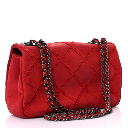Chanel Iridescent Calfskin Diamond Stitch Small Flap Red 3 of 20