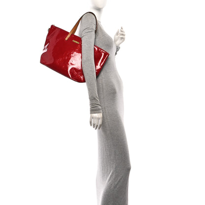 Louis Vuitton Vernis Bellevue GM Pomme D'Amour 2 of 9