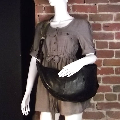 Saint Laurent Leather Mombasa Horn Sling Black 2 of 9