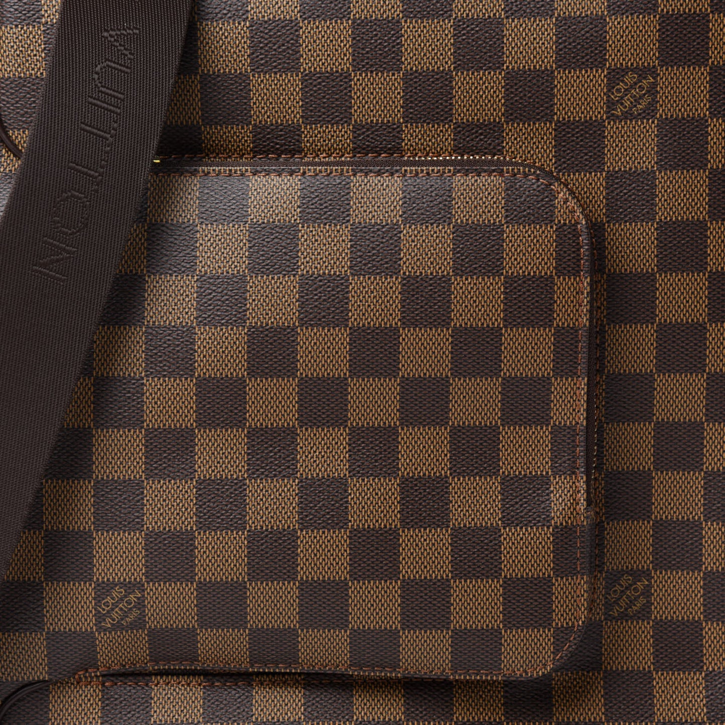 Damier Ebene Olav MM Messenger Bag