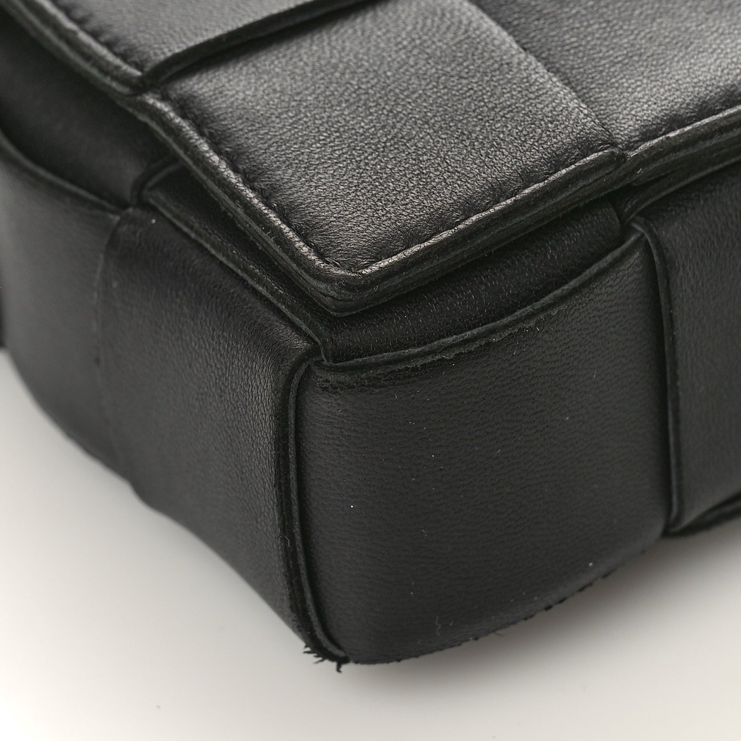 Lambskin Maxi Intreccio Small Cassette Crossbody Bag Black