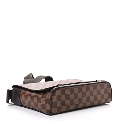 Louis Vuitton Damier Ebene District PM 3 of 9