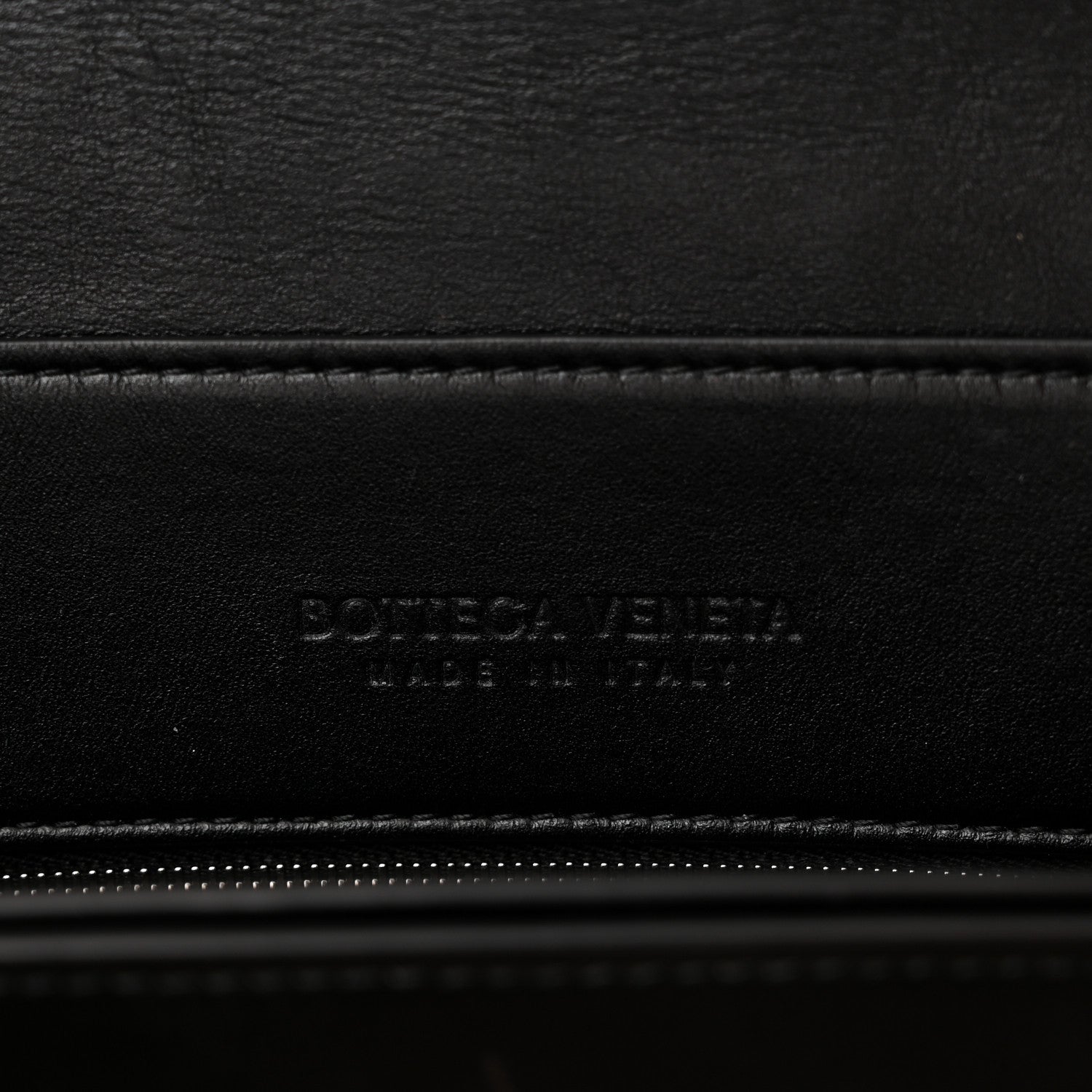 Bottega Veneta Calfskin Intrecciato Medium Andiamo Messenger Bag Black 6 of 10
