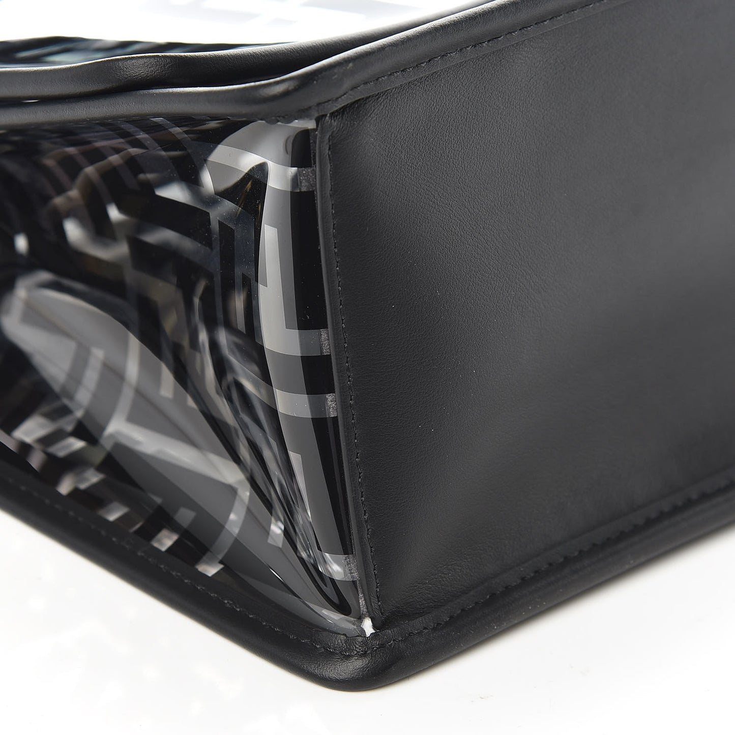 TPU FF Vitello Century F is Fendi Kan I Shoulder Bag Black