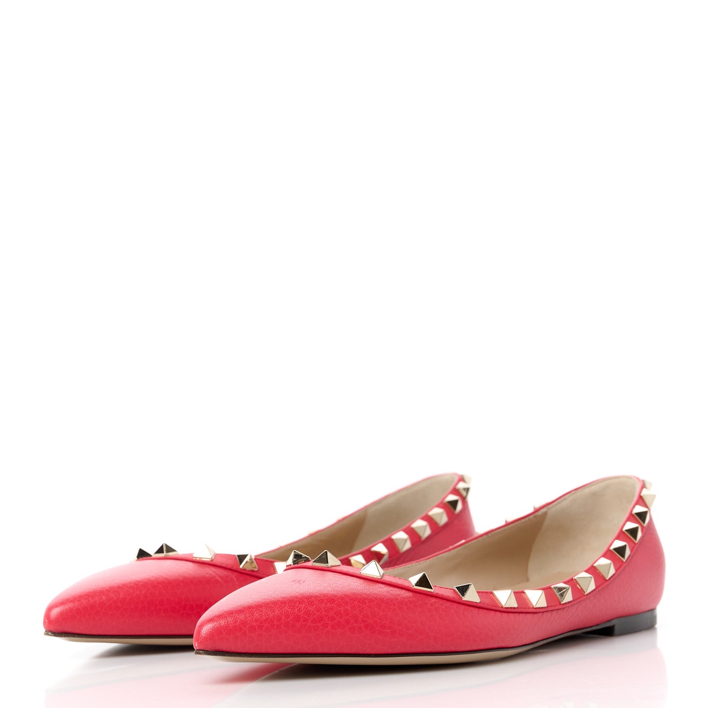 Pebbled Calfskin Rockstud Ballerina Flats 37 Fragola