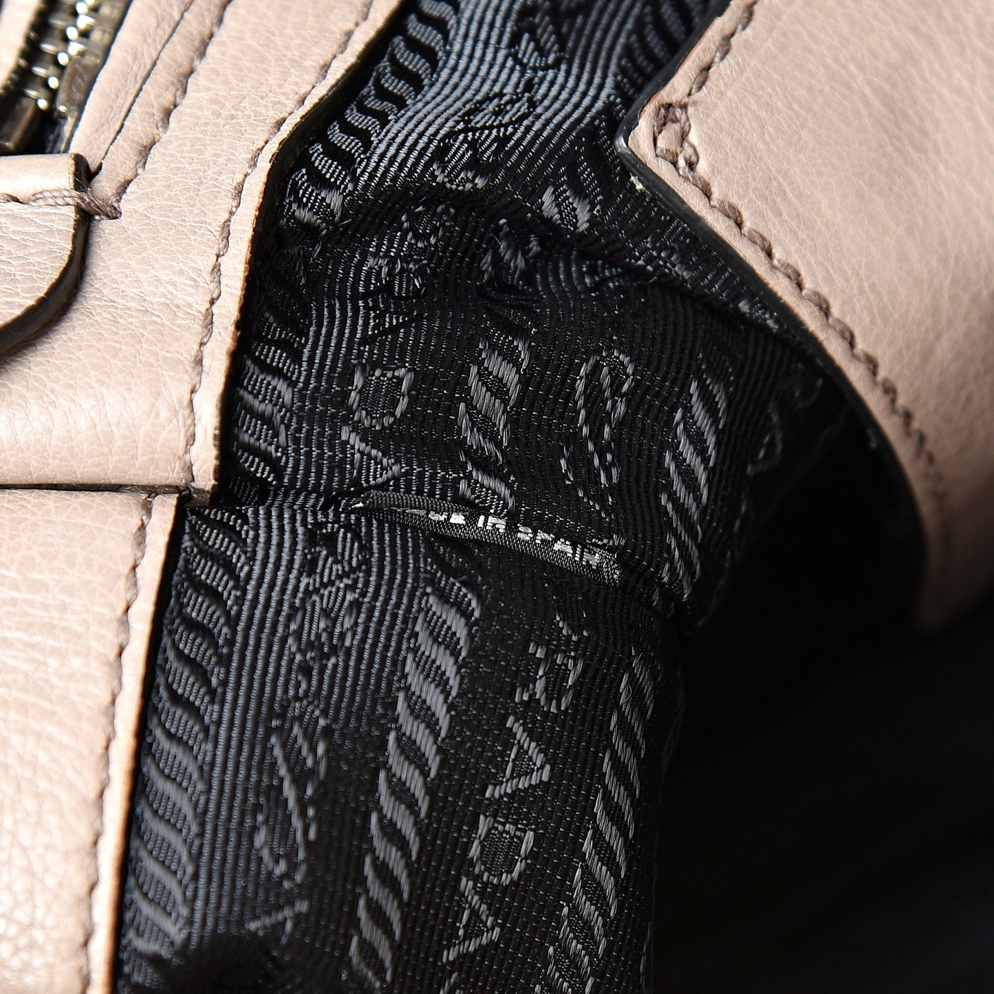 Glace Calf Suede Twin Pocket Tote Pomice