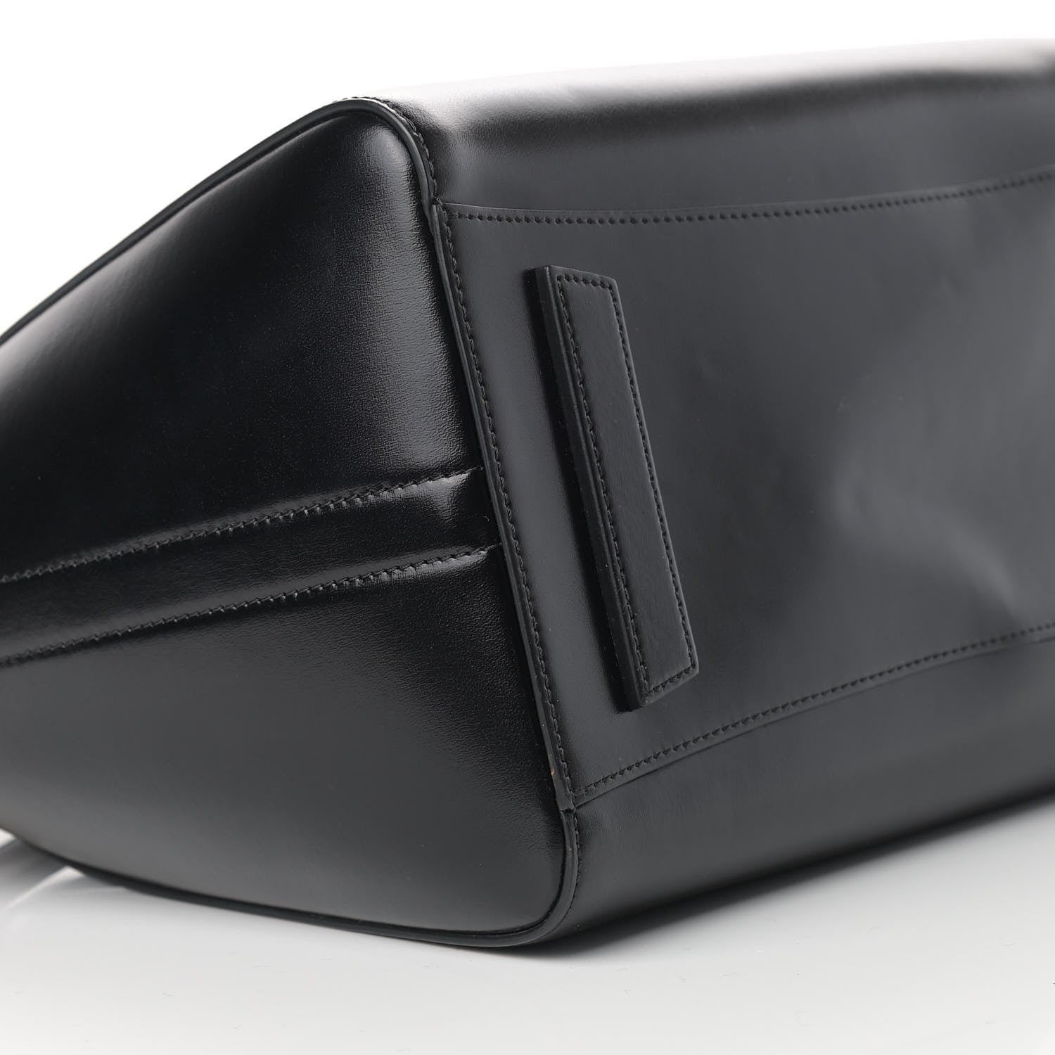 Givenchy Shiny Lord Calfskin Medium Antigona Black 5 of 12