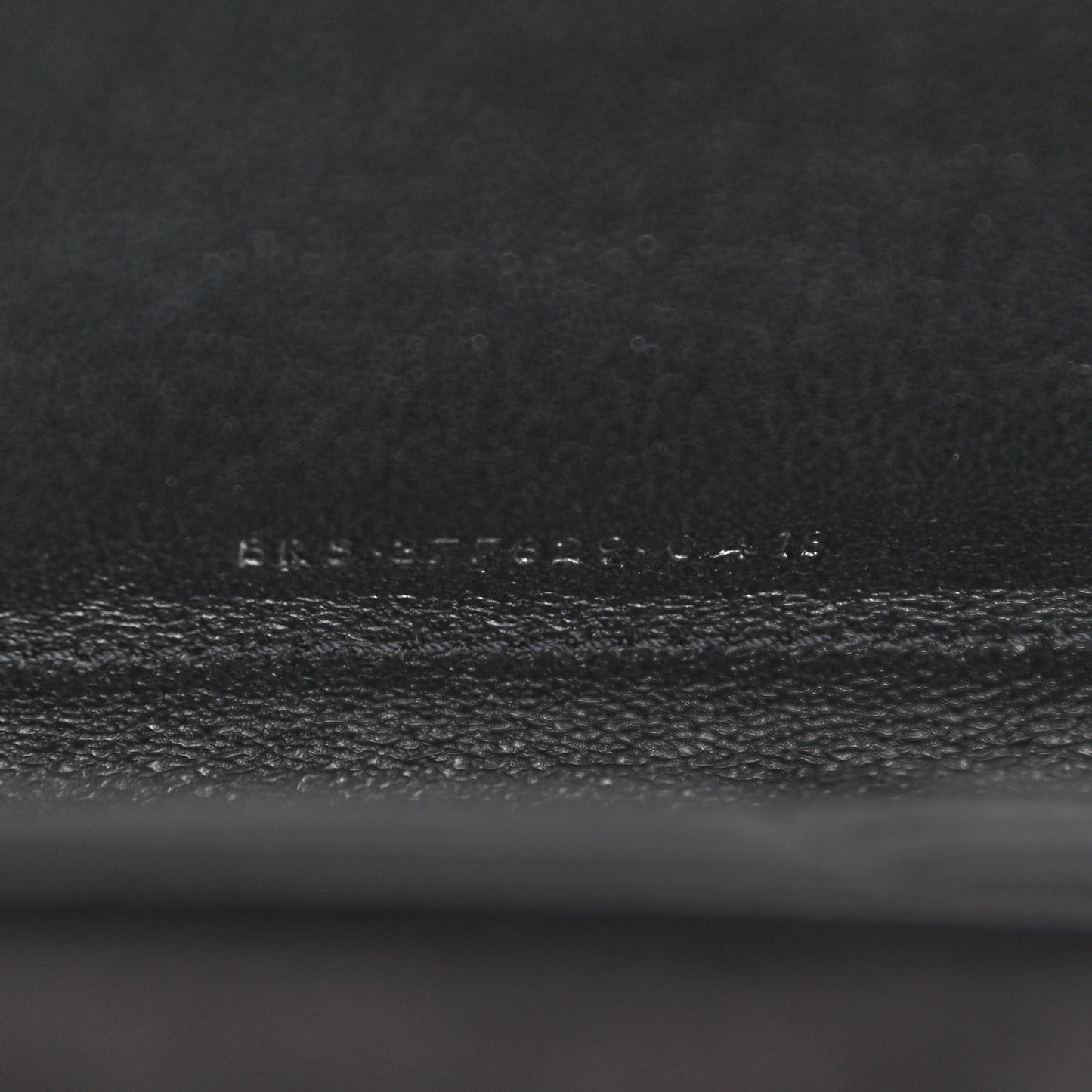 Metallic Calfskin Monogram Chain Wallet Argento