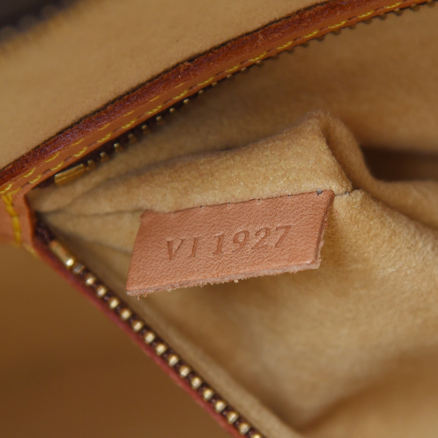 Louis Vuitton Monogram Babylone 8 of 8
