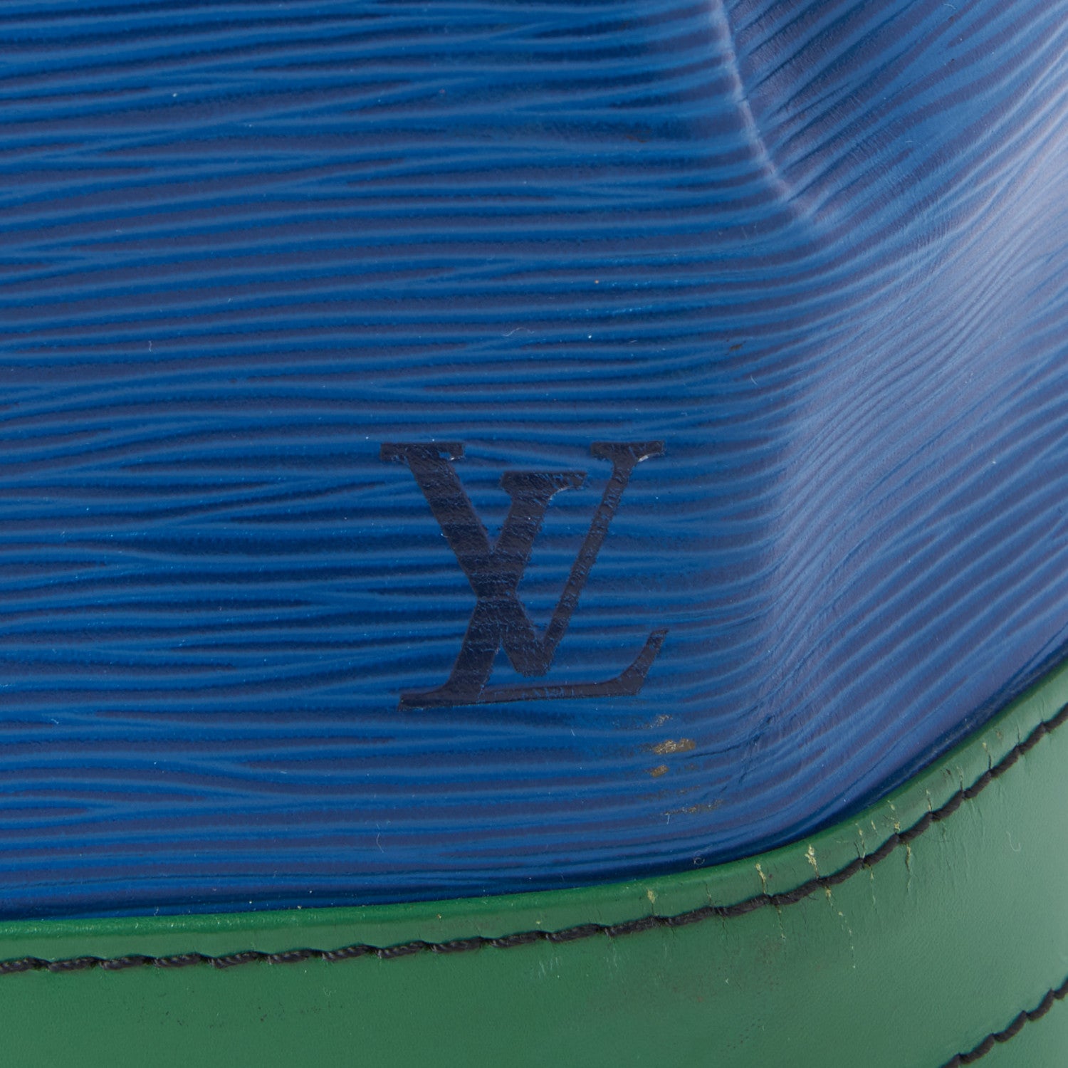 Louis Vuitton Epi Noe Borneo Toledo 6 of 9
