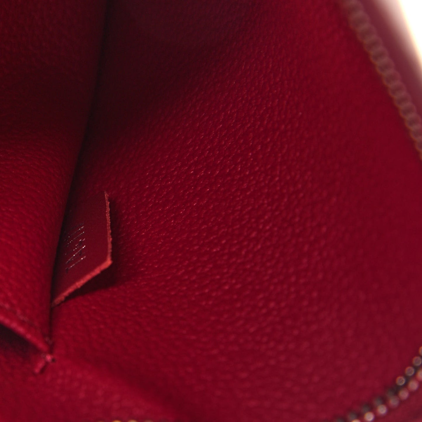 Epi Toiletry Pouch 26 Fuchsia