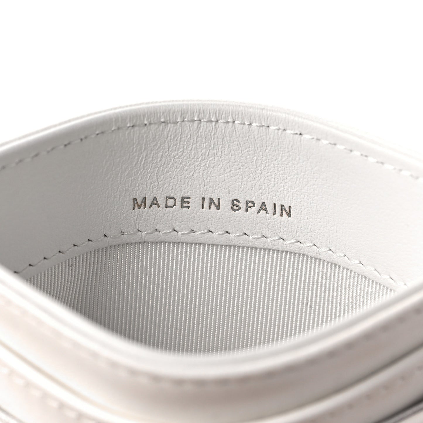 Lambskin Quilted Chanel 19 Card Holder White