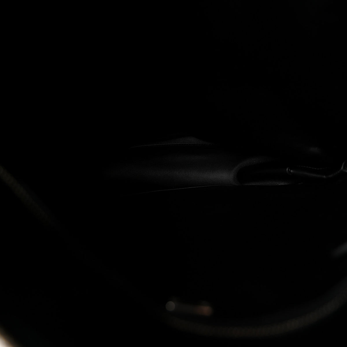 Calfskin Nappa Shopper Black