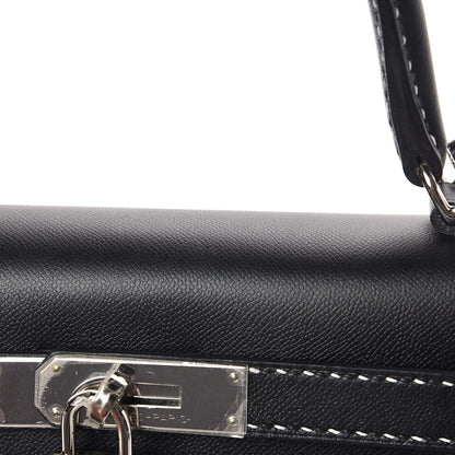 Hermes Grained Monsieur Un Point Sur Deux Kelly Sellier 28 Black 12 of 36