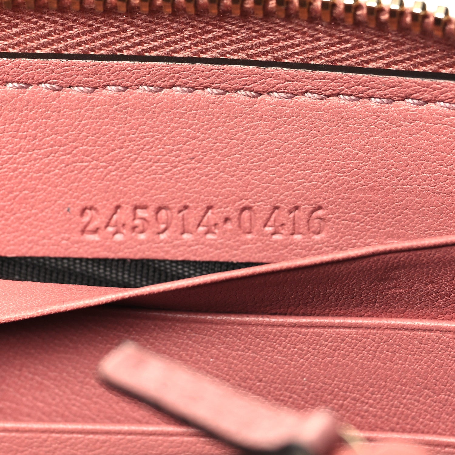 Gucci Monogram Heart Zip Around Wallet Wristlet Beige Pink 7 of 8
