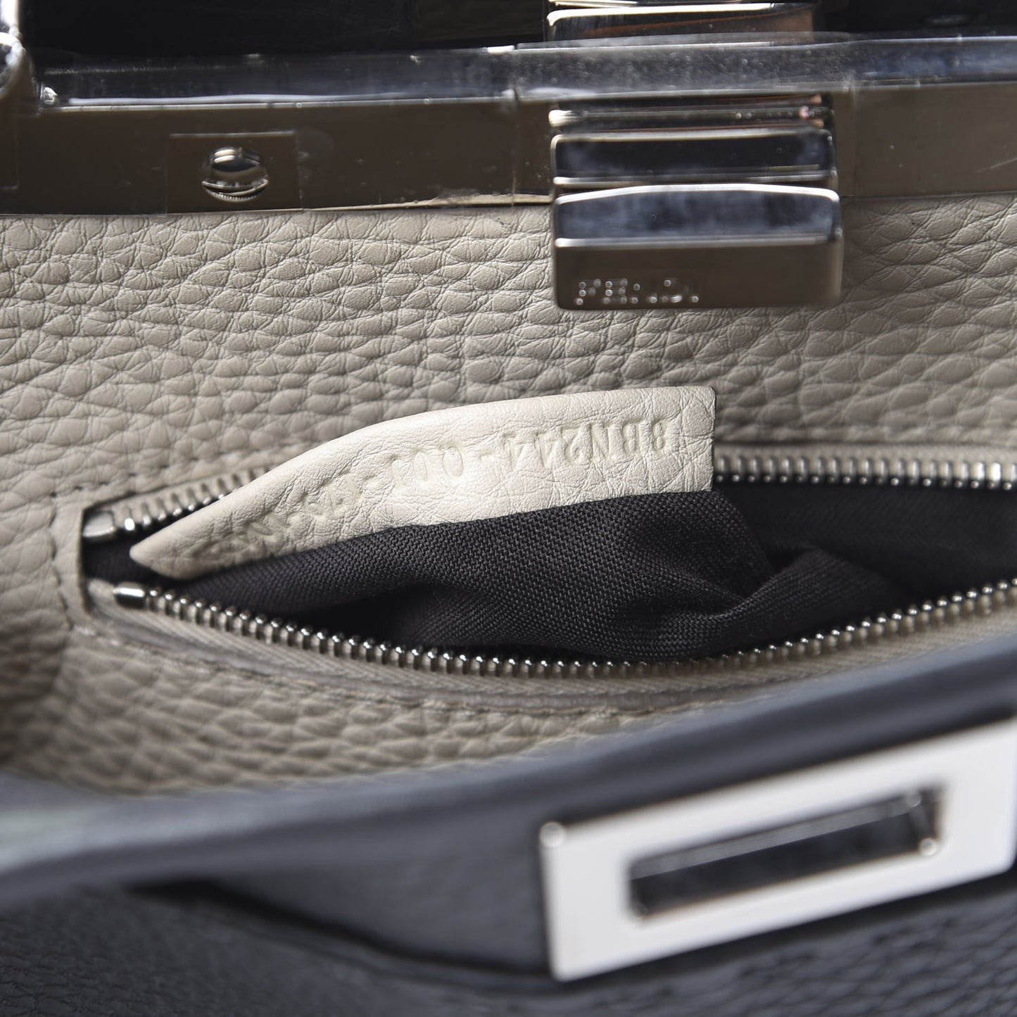 Cuoio Romano Selleria Bi-Color Mini Peekaboo Iconic Satchel Asfalto Latte