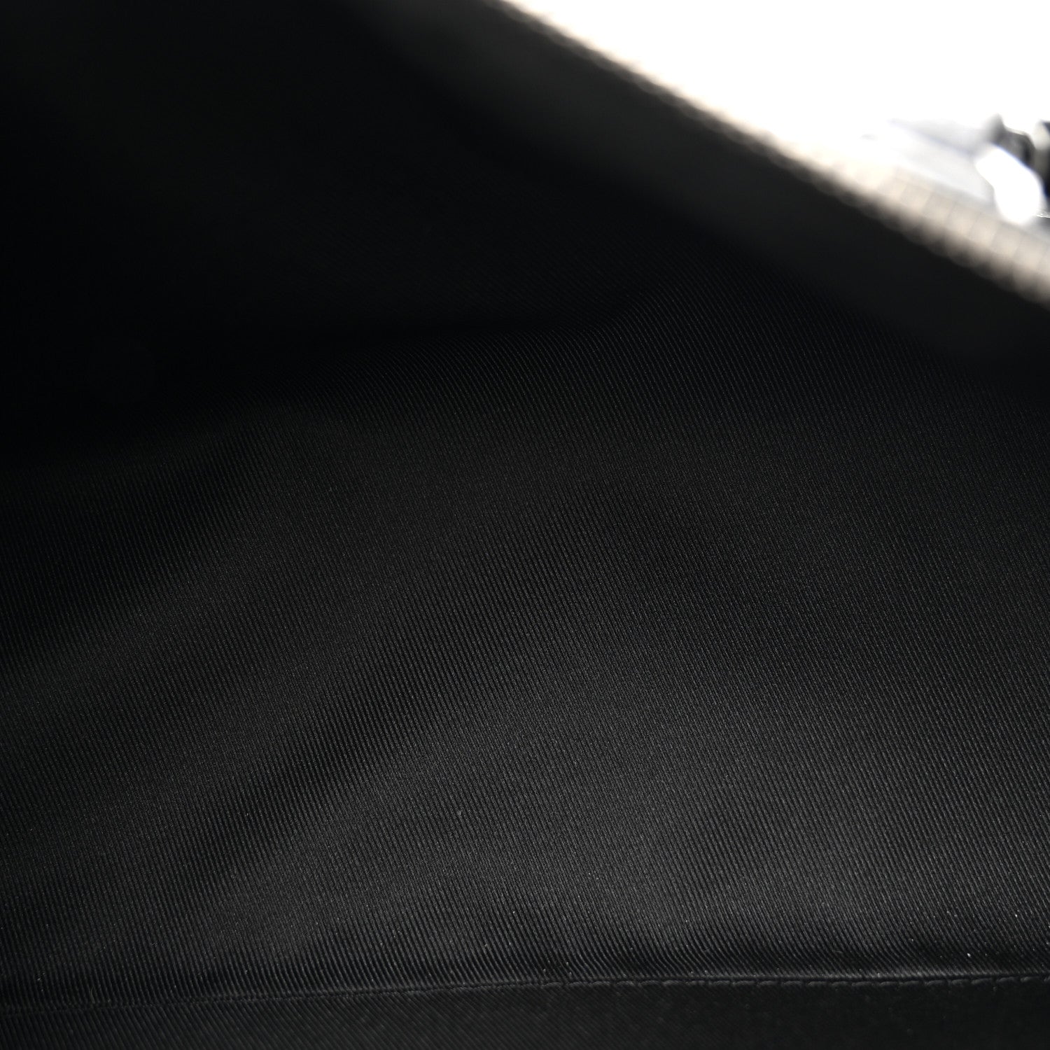 Louis Vuitton Reverse Monogram Eclipse City Keepall 4 of 10