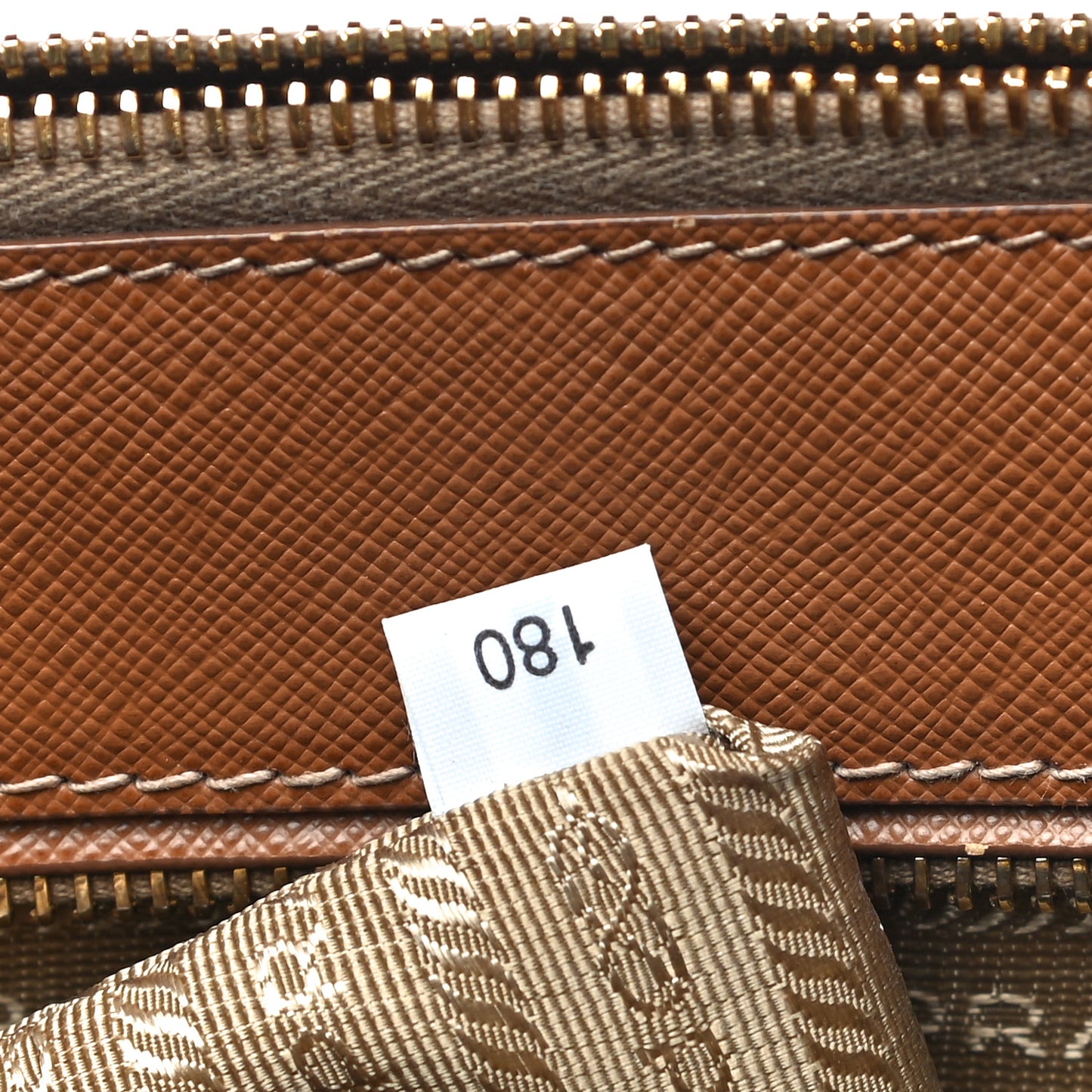 Saffiano Medium Galleria Double Zip Tote Caramel