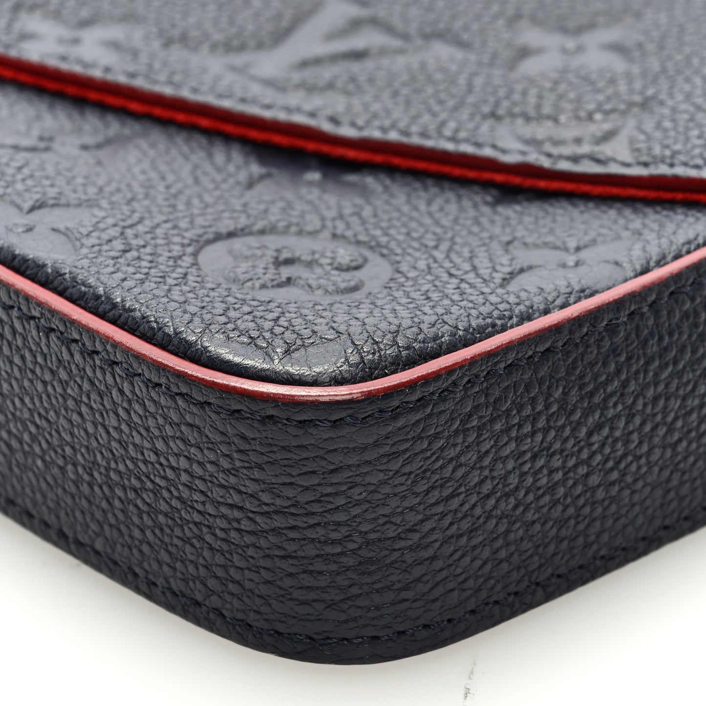 Empreinte Pochette Felicie Chain Wallet Marine Rouge
