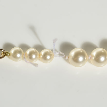 Chanel Classic CC Graduated Pearl Necklace Gold 6 of 7