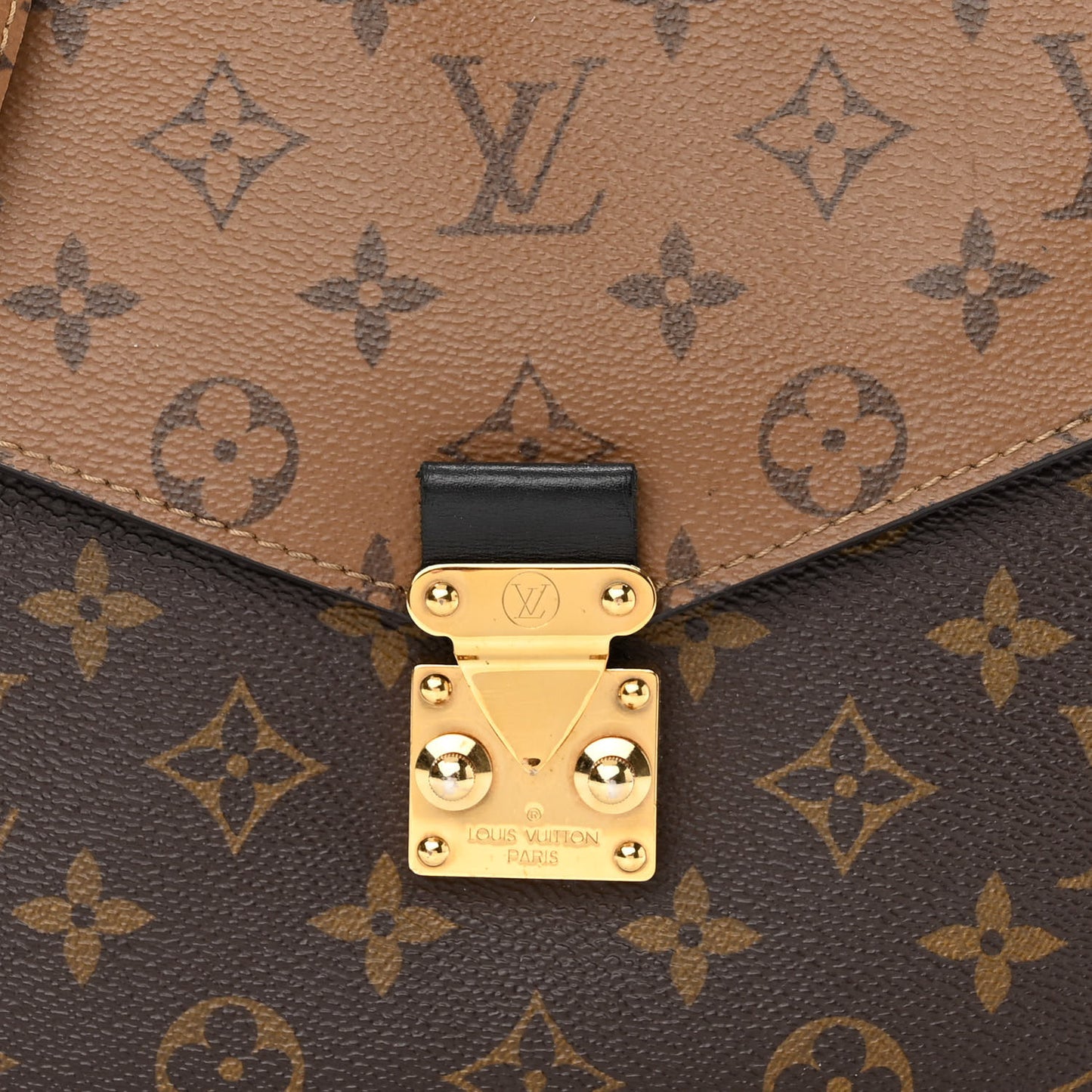 Reverse Monogram Pochette Metis
