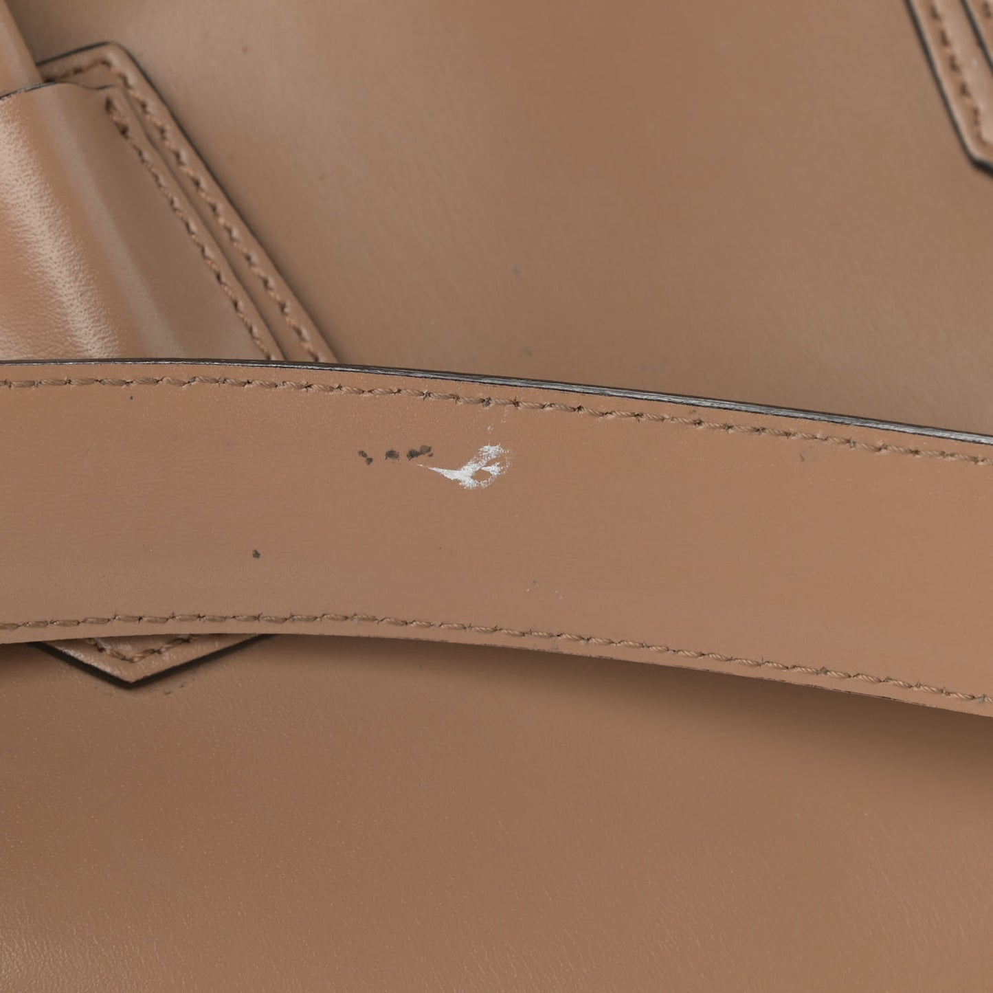 Shiny Lord Calfskin Medium Antigona Dark Beige